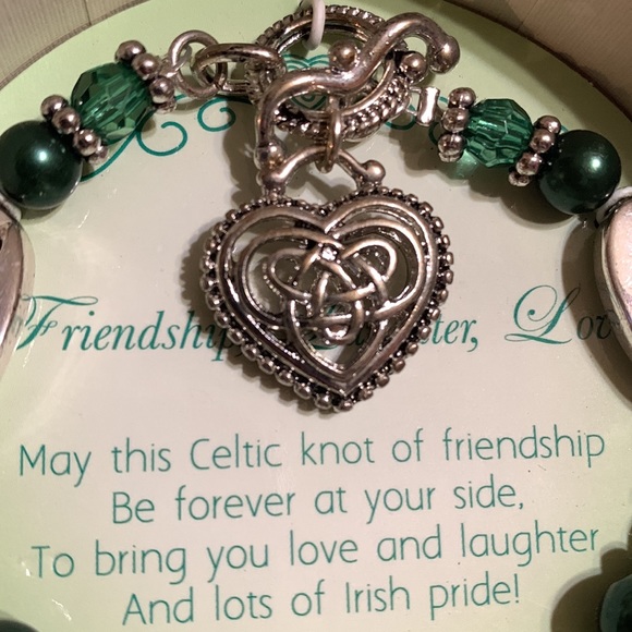 🍀EXPRESSIVELY YOURS BRACELET- IRISH ☘️ FRIENDSHIP - Picture 4 of 4
